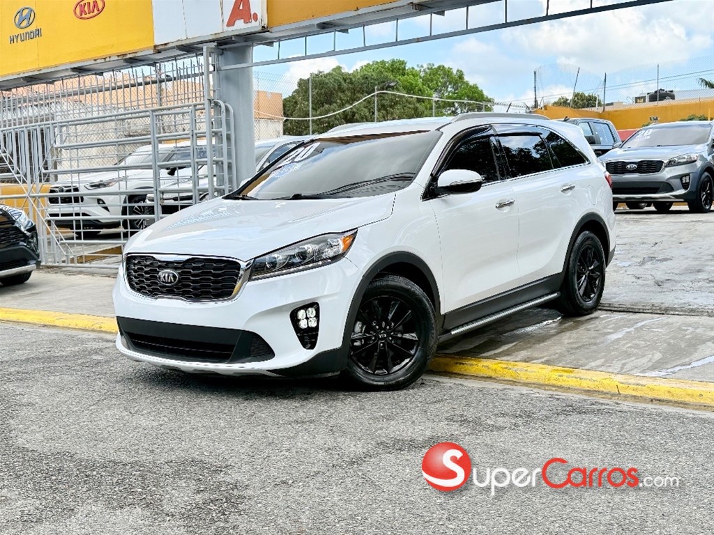 2020 Kia Sorento LX — foto 2 / 12