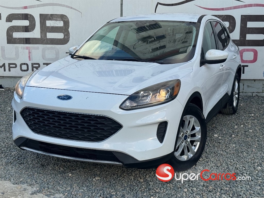 2020 Ford Escape SE — foto 3 / 9