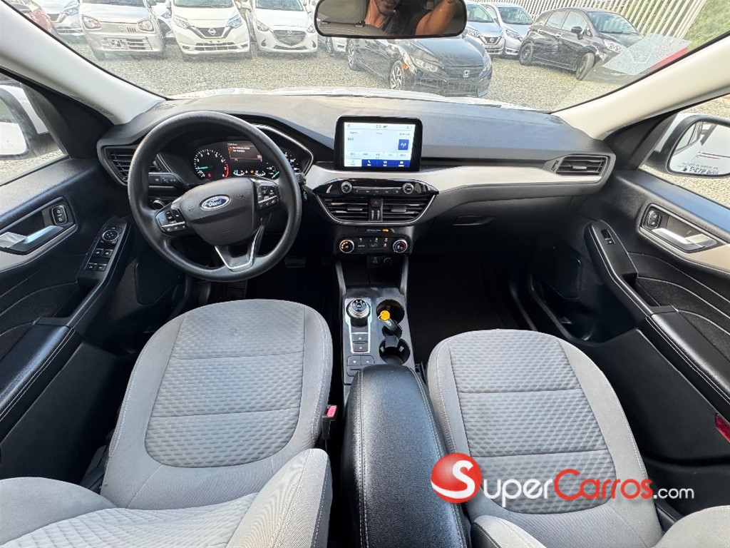 2020 Ford Escape SE — foto 8 / 9