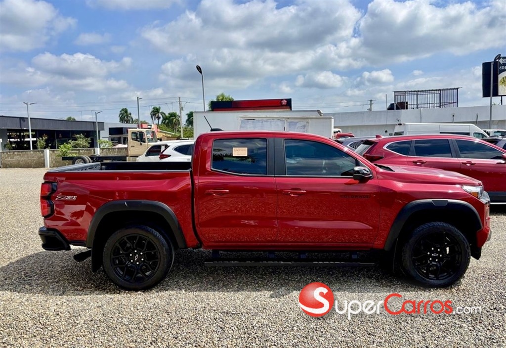 2024 Chevrolet Colorado Z71 — foto 2 / 11