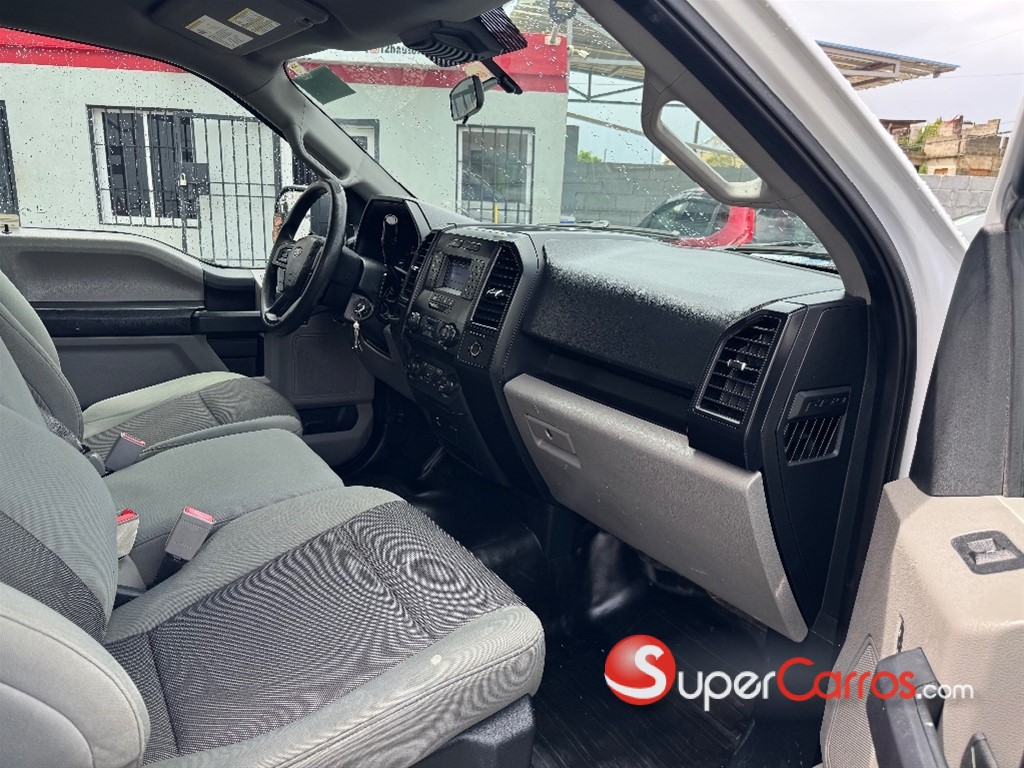 2020 Ford F 150 XL — foto 8 / 9