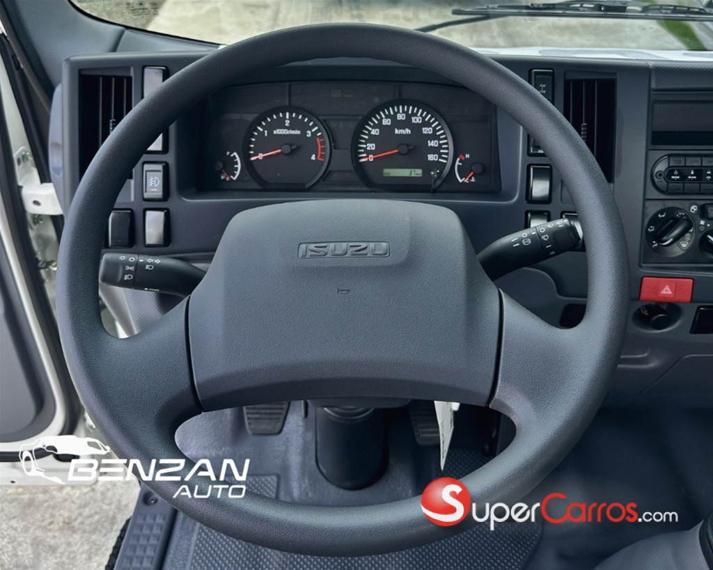 2027 Isuzu NPS 14 Pies — foto 7 / 8