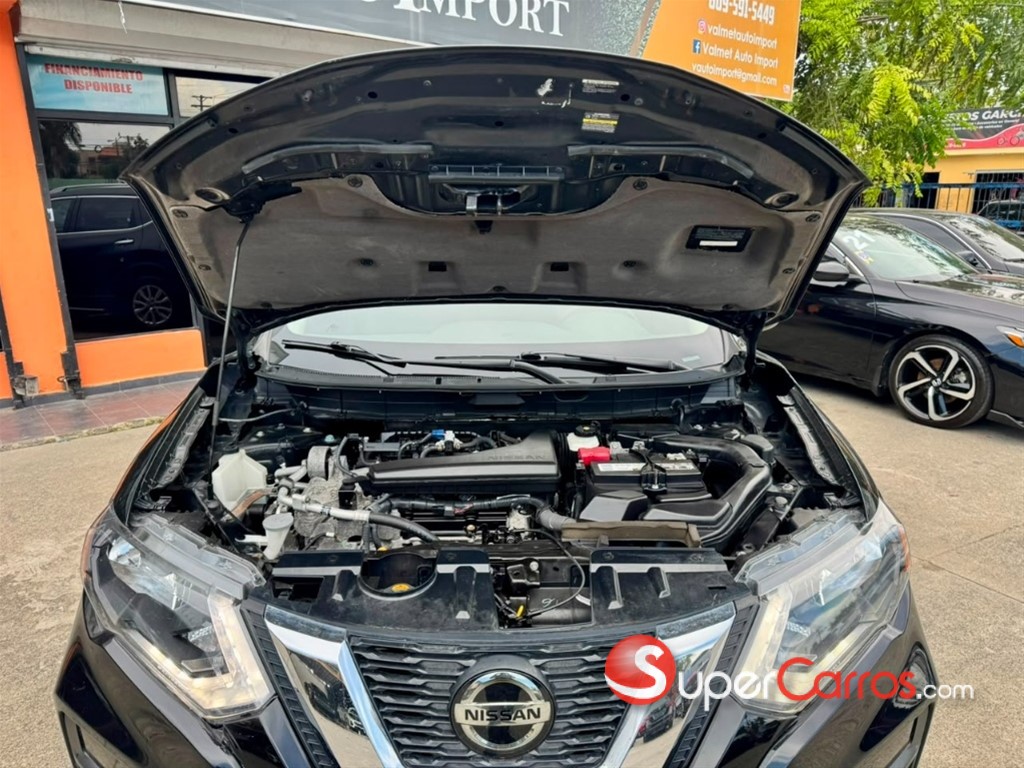 2020 Nissan Rogue SV FULL — foto 5 / 12