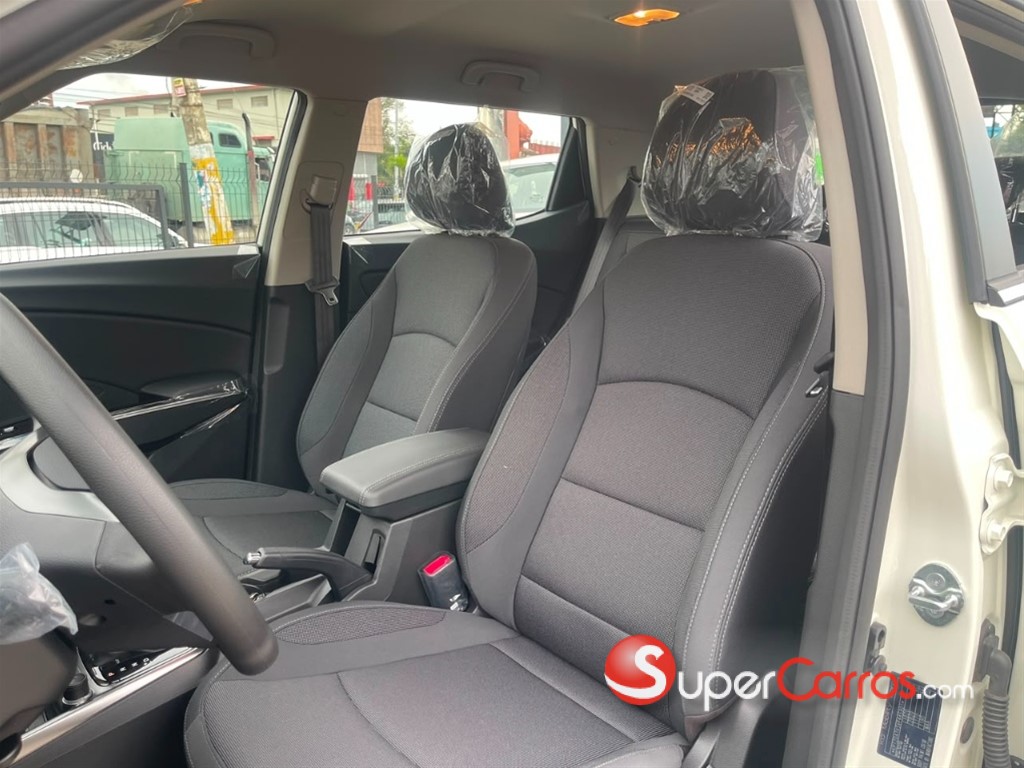 2027 KGM Tivoli LE — foto 8 / 12