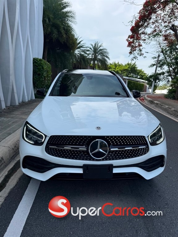 2021 Mercedes-Benz Clase GLC 300 4MATIC — foto 2 / 10