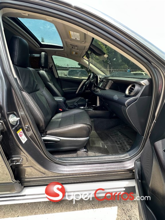 2018 Toyota RAV4 XLE — foto 6 / 10