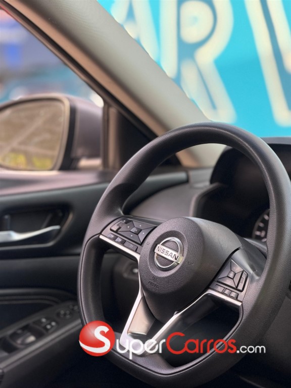 2020 Nissan Altima — foto 6 / 10