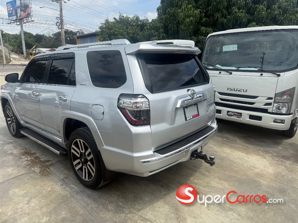 2019 Toyota 4 Runner Limited — foto 6 / 12