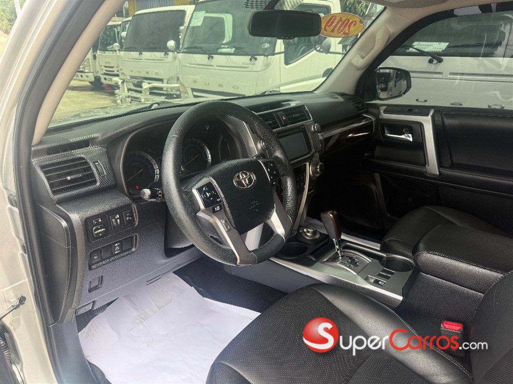 2019 Toyota 4 Runner Limited — foto 7 / 12