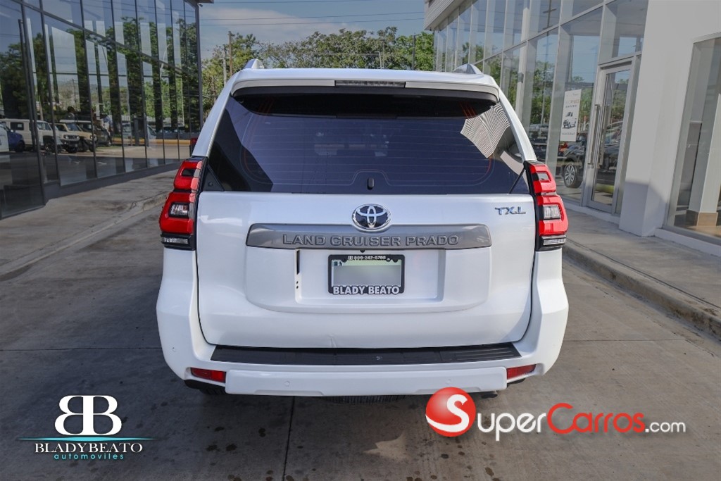 2022 Toyota Land Cruiser Prado TXL — foto 10 / 11