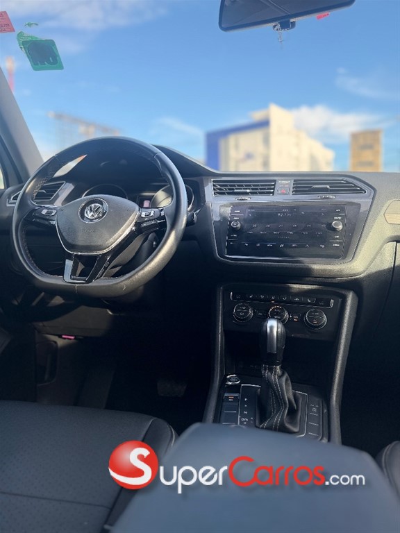 2021 Volkswagen Tiguan SE 4Motion — foto 6 / 11