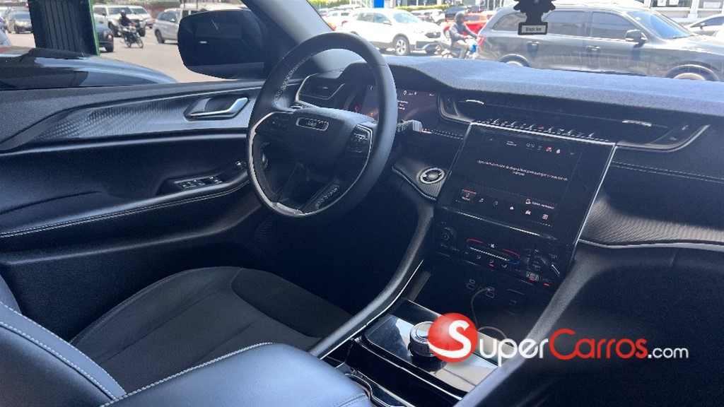 2023 Jeep Grand Cherokee Laredo — foto 8 / 12