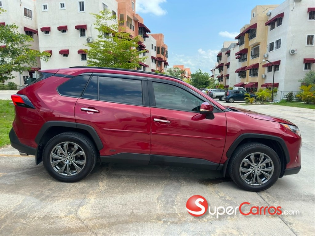 2022 Toyota RAV4 Limited Hybrid — foto 6 / 12