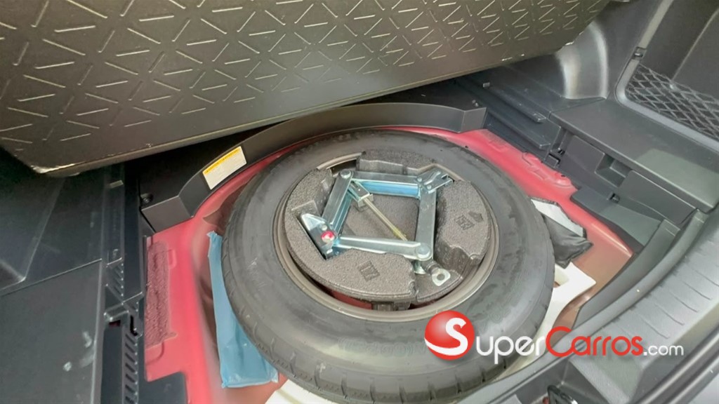 2022 Toyota RAV4 Limited Hybrid — foto 9 / 12