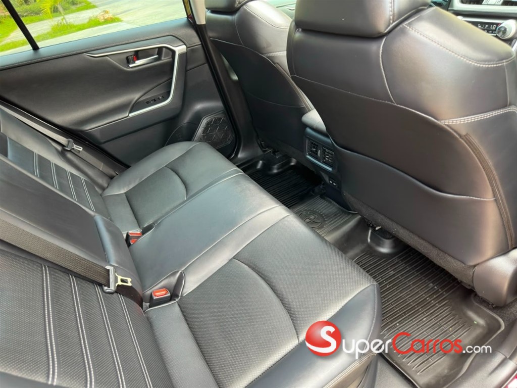 2022 Toyota RAV4 Limited Hybrid — foto 10 / 12