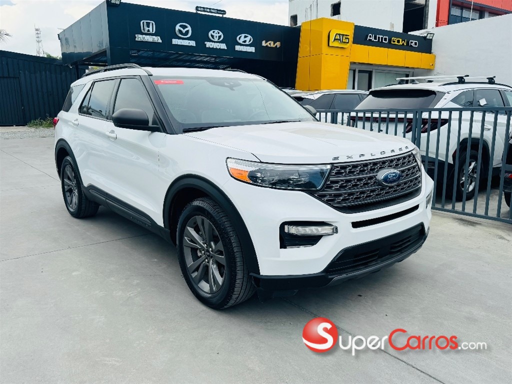 2021 Ford Explorer XLT 4WD