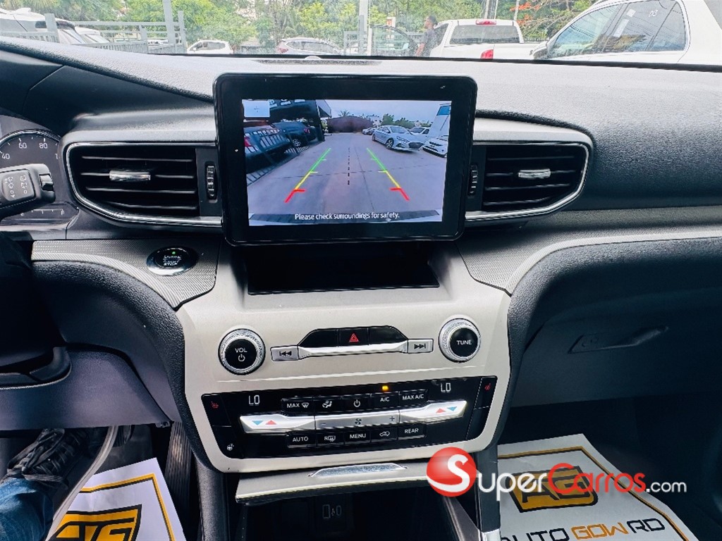 2021 Ford Explorer XLT 4WD — foto 10 / 12