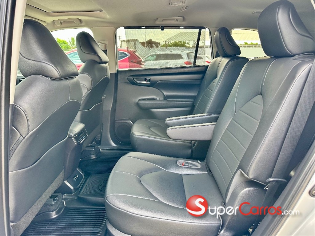 2021 Toyota Highlander XLE — foto 12 / 12