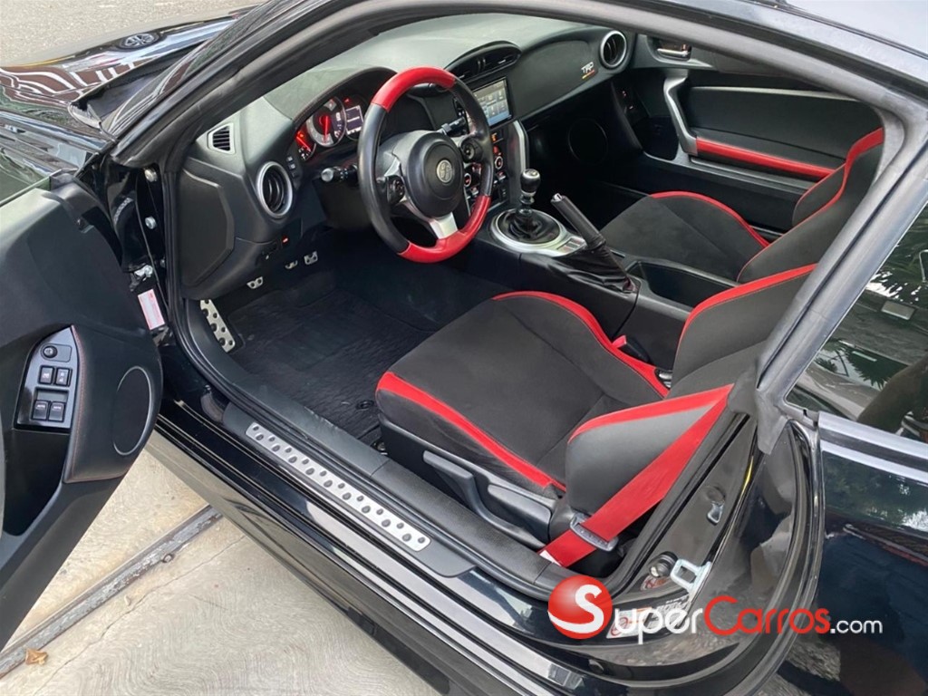 2019 Toyota 86 GT — foto 6 / 10