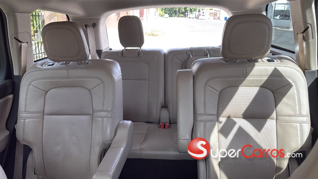 2020 Lincoln Aviator — foto 7 / 7