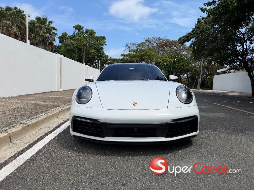 2020 Porsche 911 Carrera 4 S — foto 3 / 9