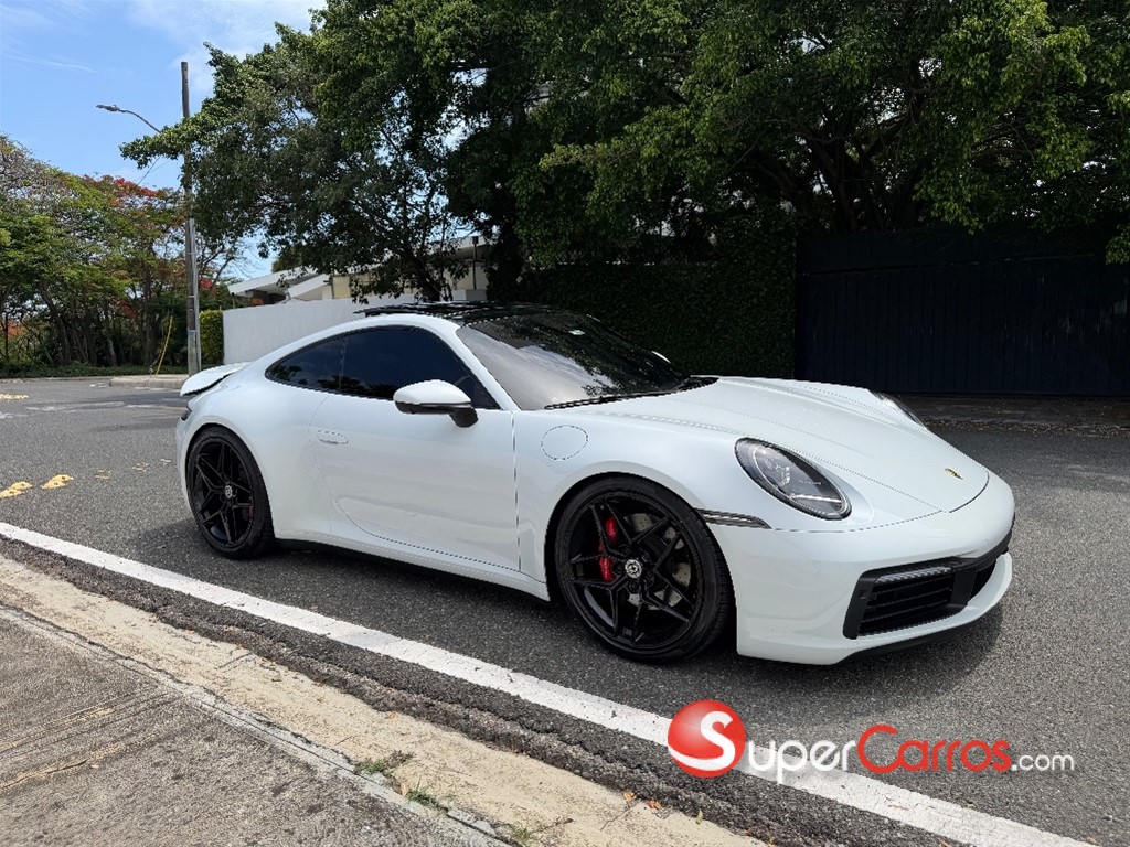 2020 Porsche 911 Carrera 4 S — foto 4 / 9