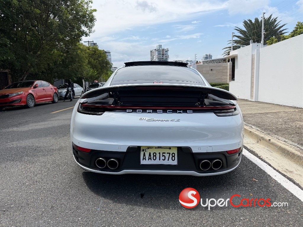 2020 Porsche 911 Carrera 4 S — foto 6 / 9