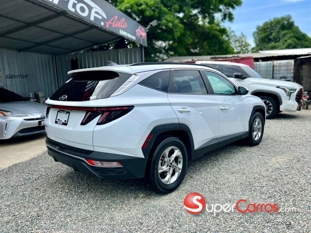 2022 Hyundai Tucson SEL Plus — foto 11 / 12