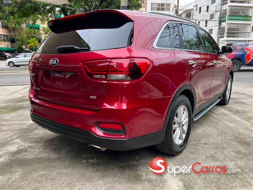 2020 Kia Sorento LX — foto 4 / 9