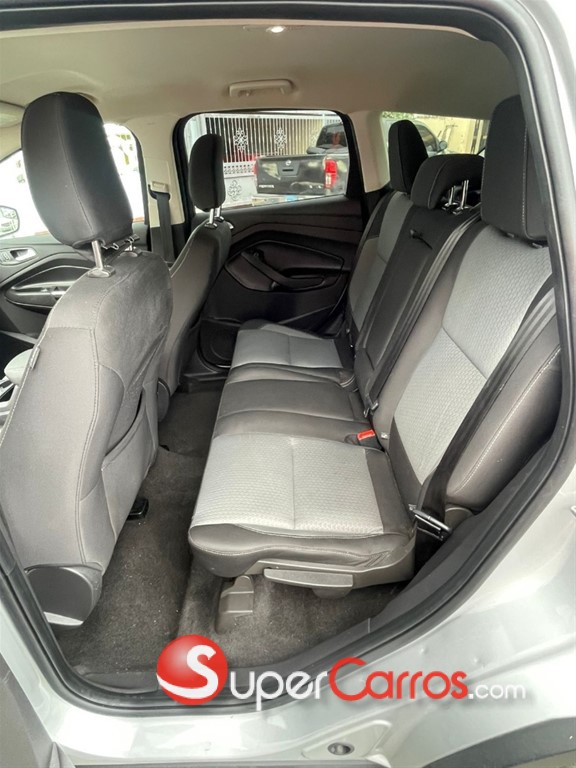 2019 Ford Escape SE — foto 8 / 10