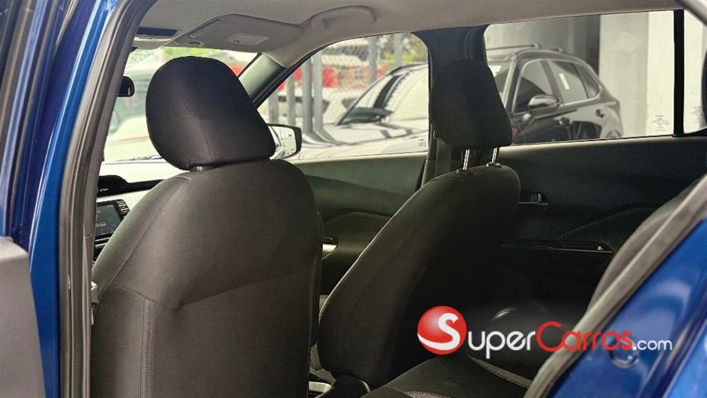 2020 Nissan Kicks SV — foto 9 / 10