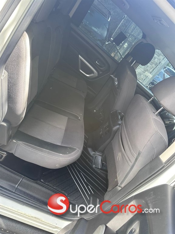 2020 Nissan TITAN SE — foto 10 / 11