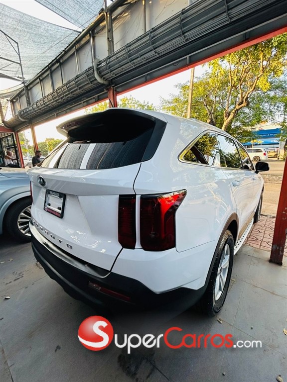 2021 Kia Sorento LX — foto 5 / 12