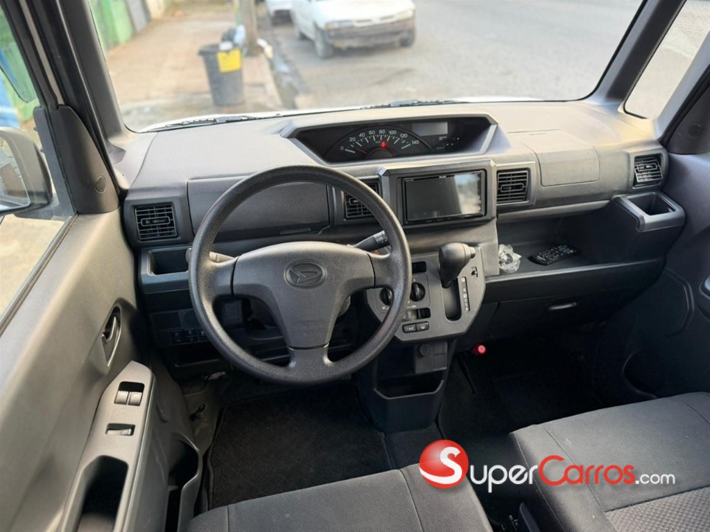 2021 Daihatsu Hijet Caddie — foto 8 / 10