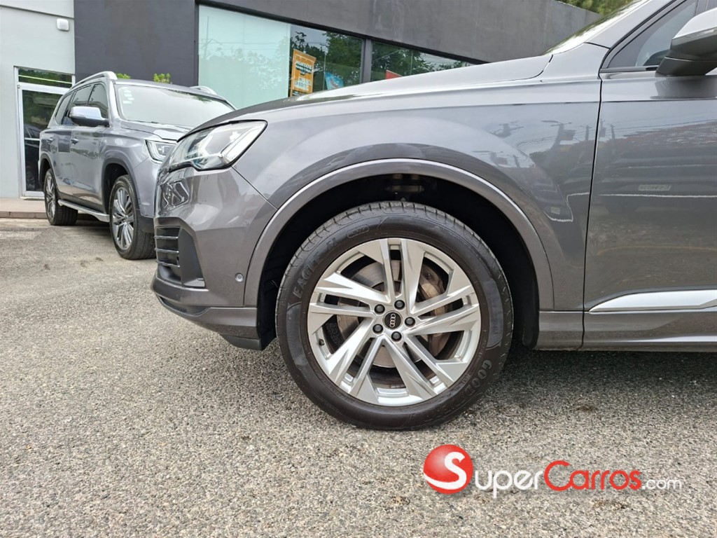 2021 Audi Q7 45 TFSI Premium Plus — foto 3 / 9
