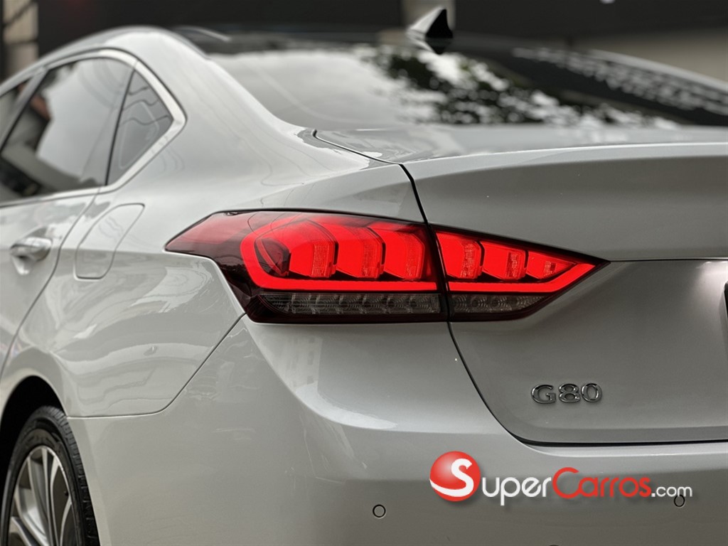 2017 Genesis G80 — foto 4 / 12