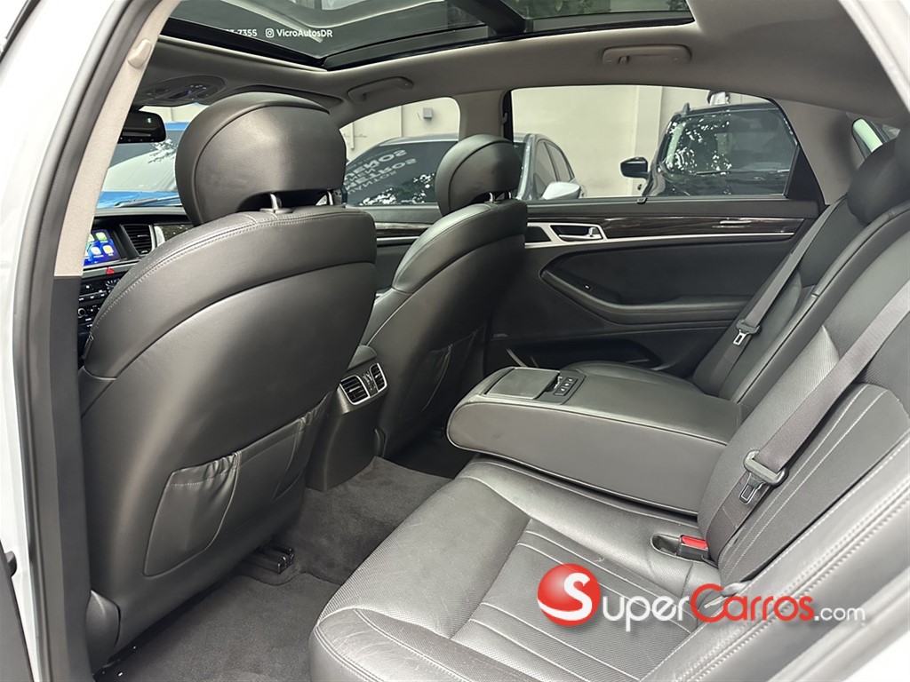 2017 Genesis G80 — foto 10 / 12