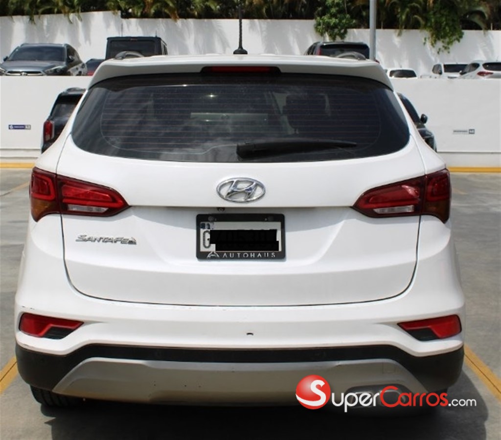 2017 Hyundai Santa Fe — foto 3 / 6