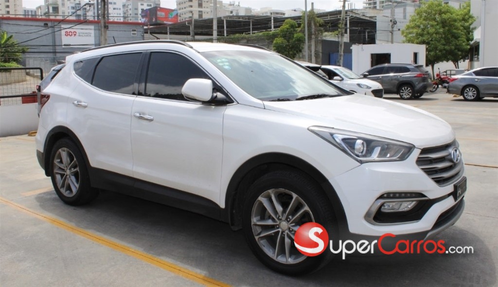 2017 Hyundai Santa Fe — foto 4 / 6