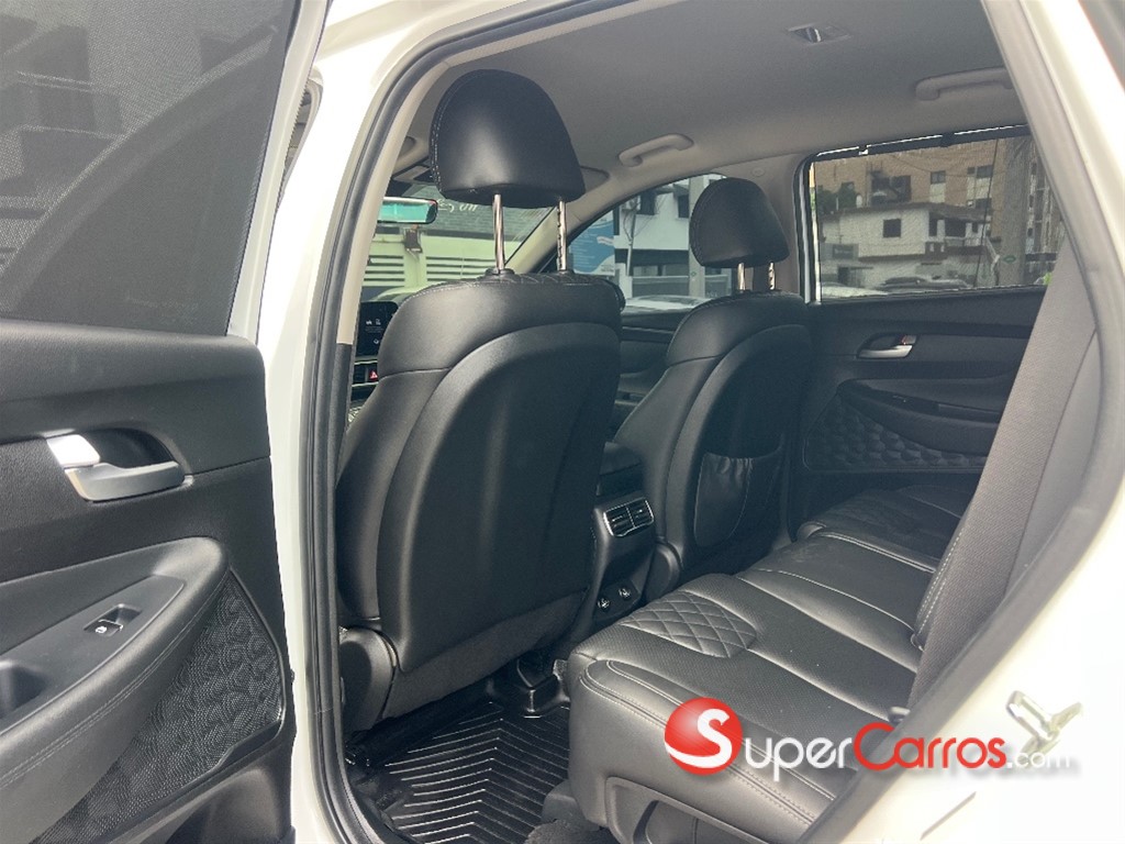 2022 Hyundai Santa Fe SEL — foto 9 / 12