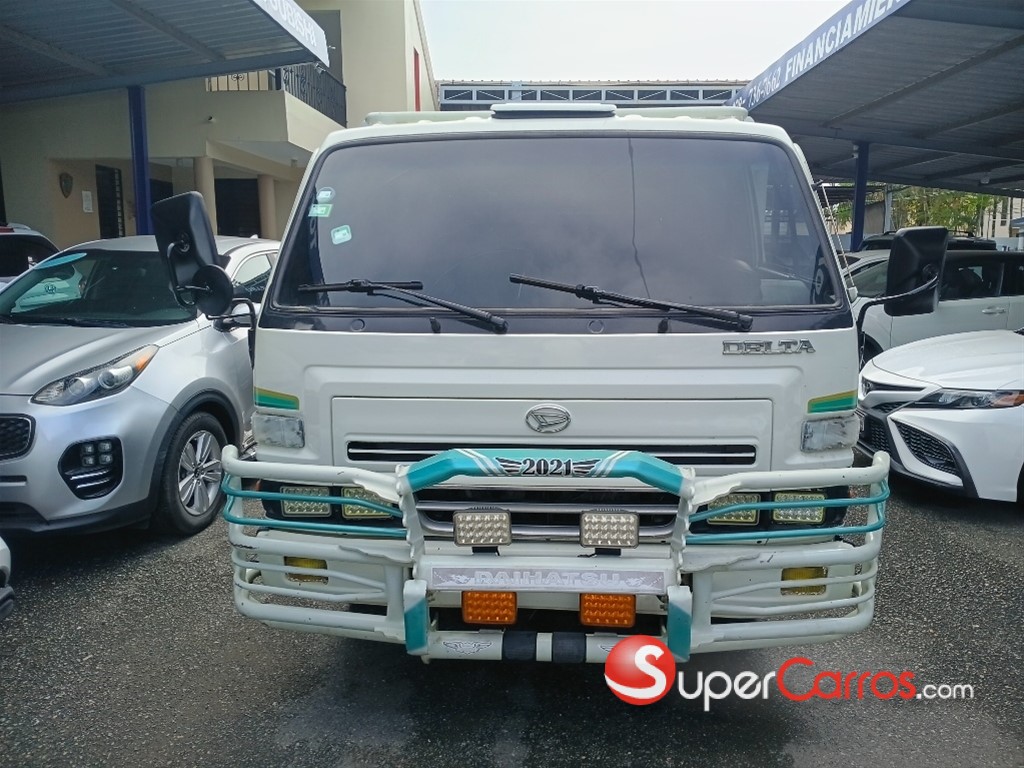 2005 Daihatsu Delta Cama larga — foto 6 / 6