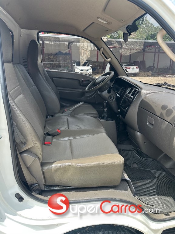 2023 Hyundai H-100 — foto 6 / 8