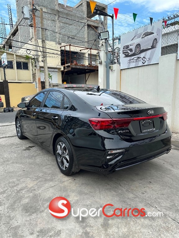 2020 Kia Forte LXS — foto 4 / 9