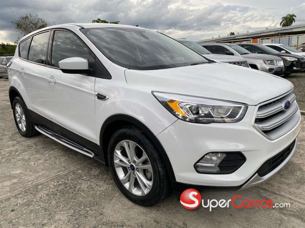 2017 Ford Escape SE — foto 2 / 12