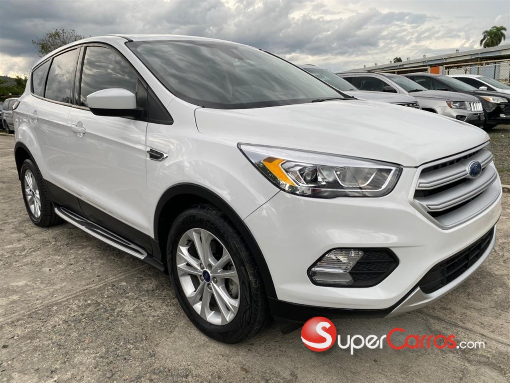 2017 Ford Escape SE — foto 6 / 12