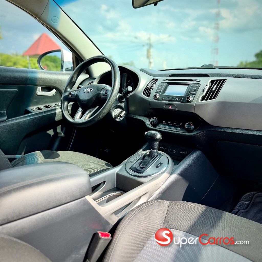 2016 Kia Sportage LX — foto 8 / 10