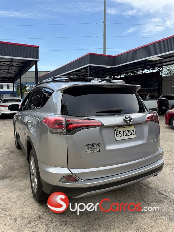 2018 Toyota RAV4 Limited — foto 4 / 9