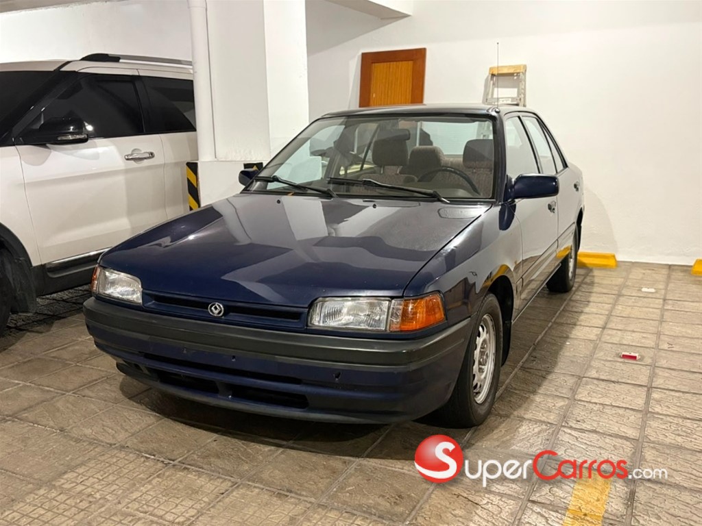 1992 Mazda 323