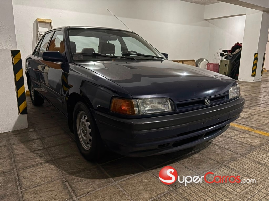 1992 Mazda 323 — foto 2 / 12