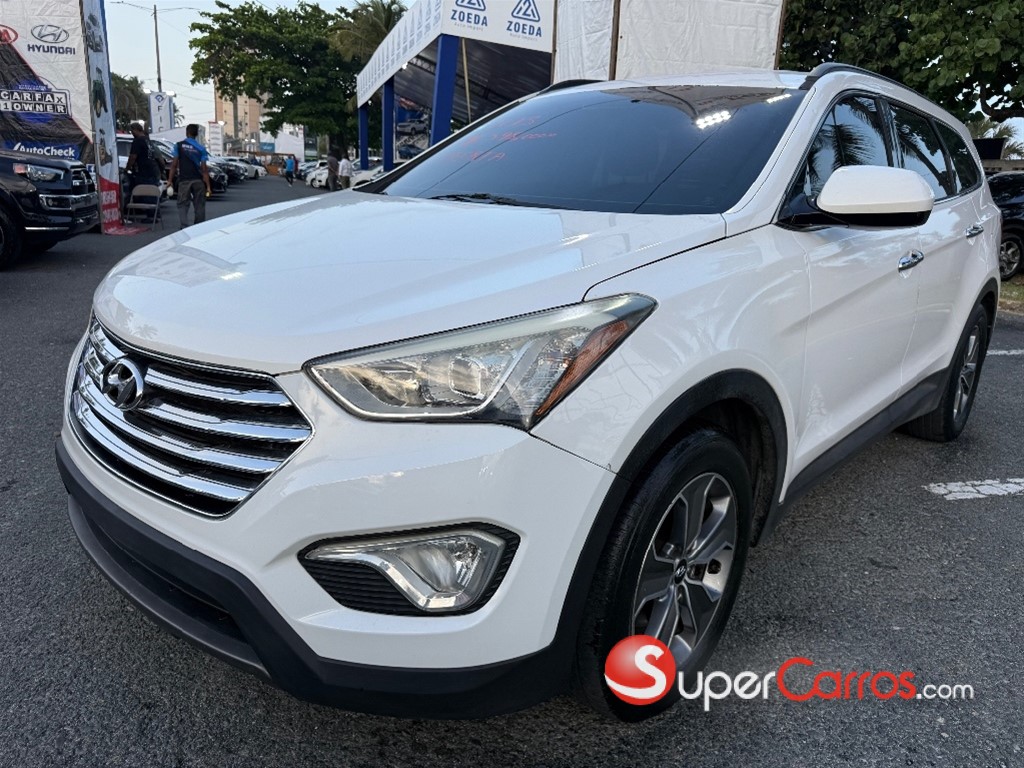 2013 Hyundai Grand Santa Fe